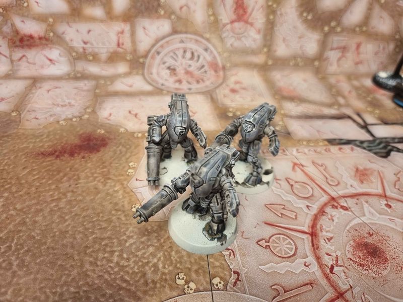 T'au Empire: Stealth Battlesuits (OOP - Part Painted)