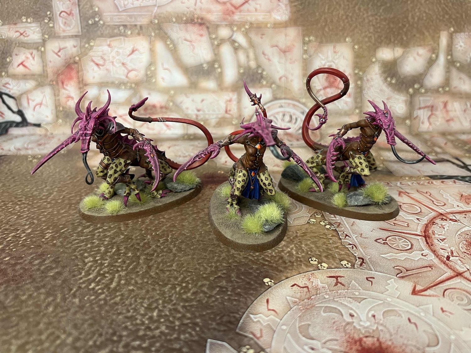 Hedonites of Slaanesh: Fiends (x3), Name: Fiends (Painted)