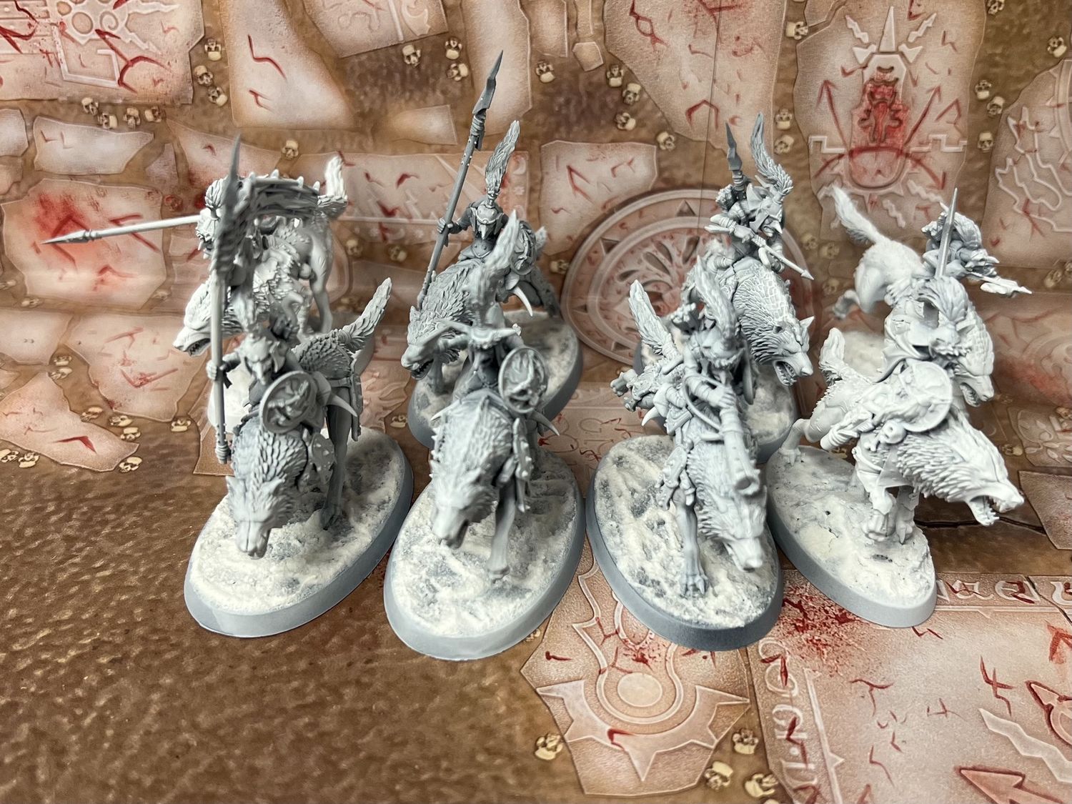 Gloomspite Gitz: Snarlfang Riders (x8)