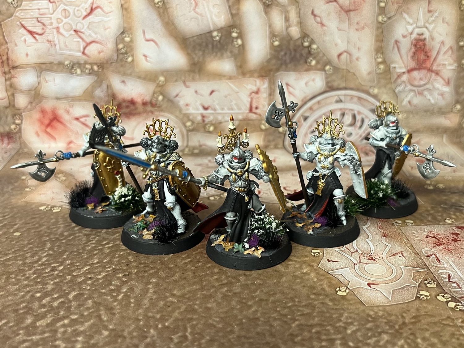 Adepta Sororitas: Celestian Sacresants (W/ Halbers), Name: White Armour