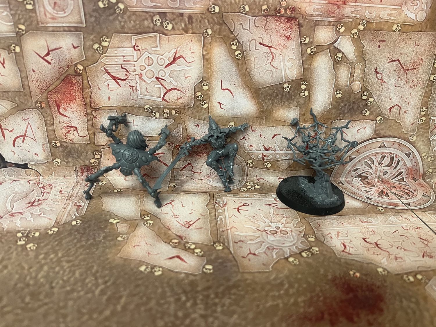 Aeldari: Phoenix Lord Lhykis