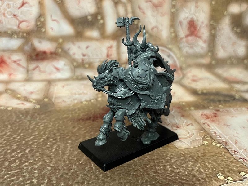 Warriors of Chaos: Chaos Lord on Daemonic Mount