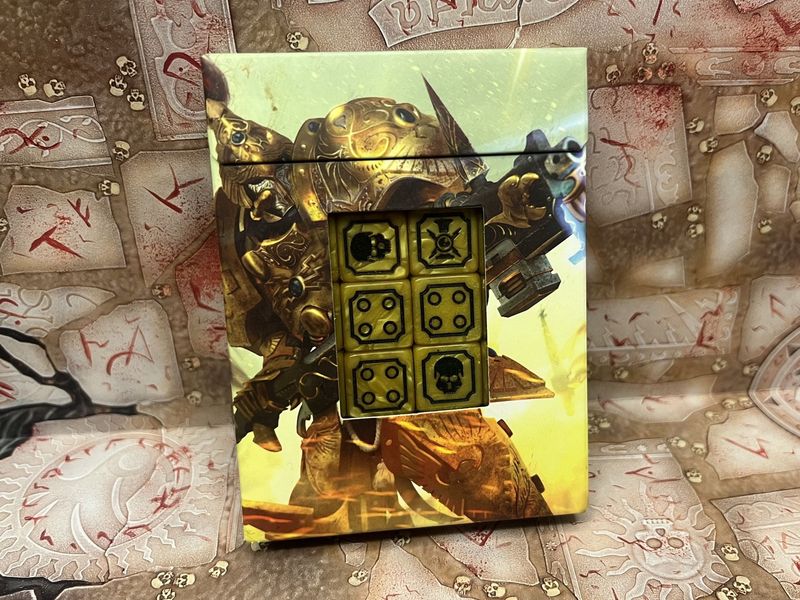 Adeptus Custodes: Dice (2018)