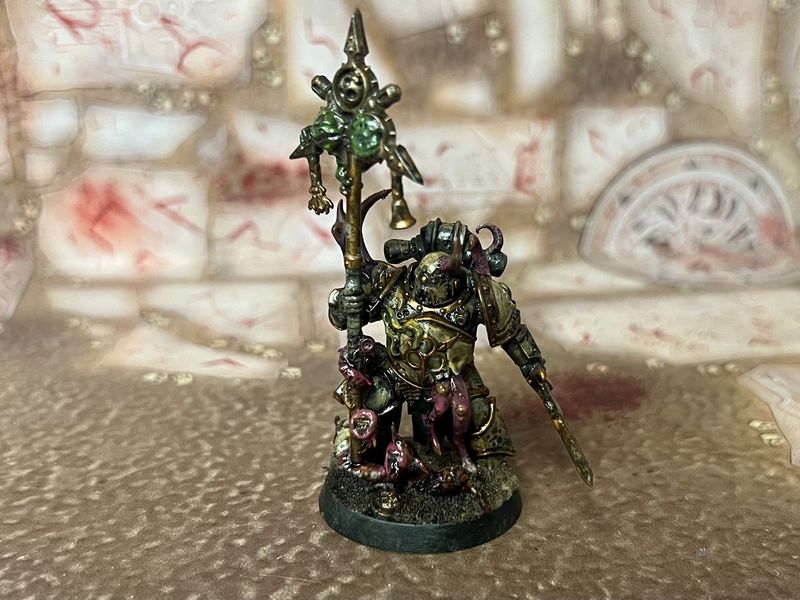 Death Guard - Plague Marine Icon Bearer