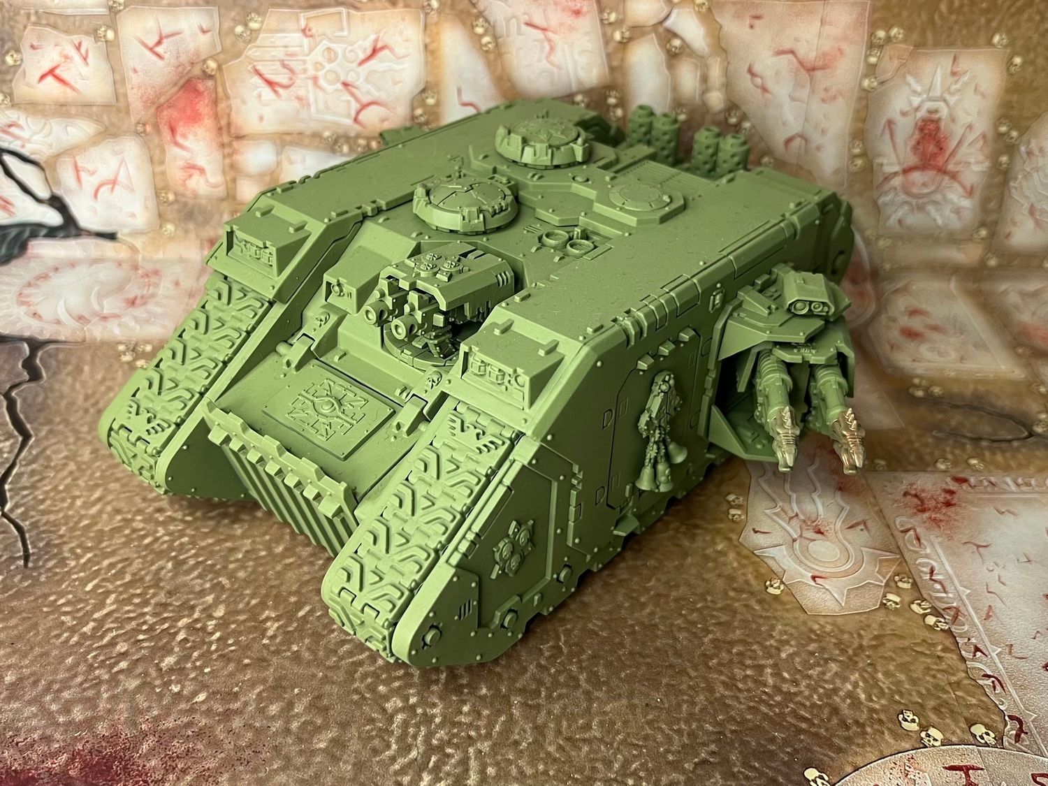 Death Guard: Chaos Land Raider