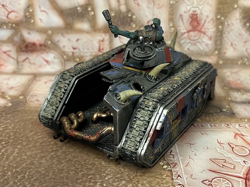 Orks: Looted Wagon (Chimera)