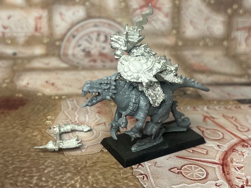Lizardmen: Saurus Oldblood on Cold one