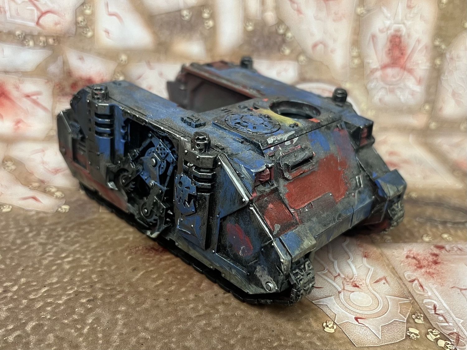 Orks: Looted Wagon (Rhino)