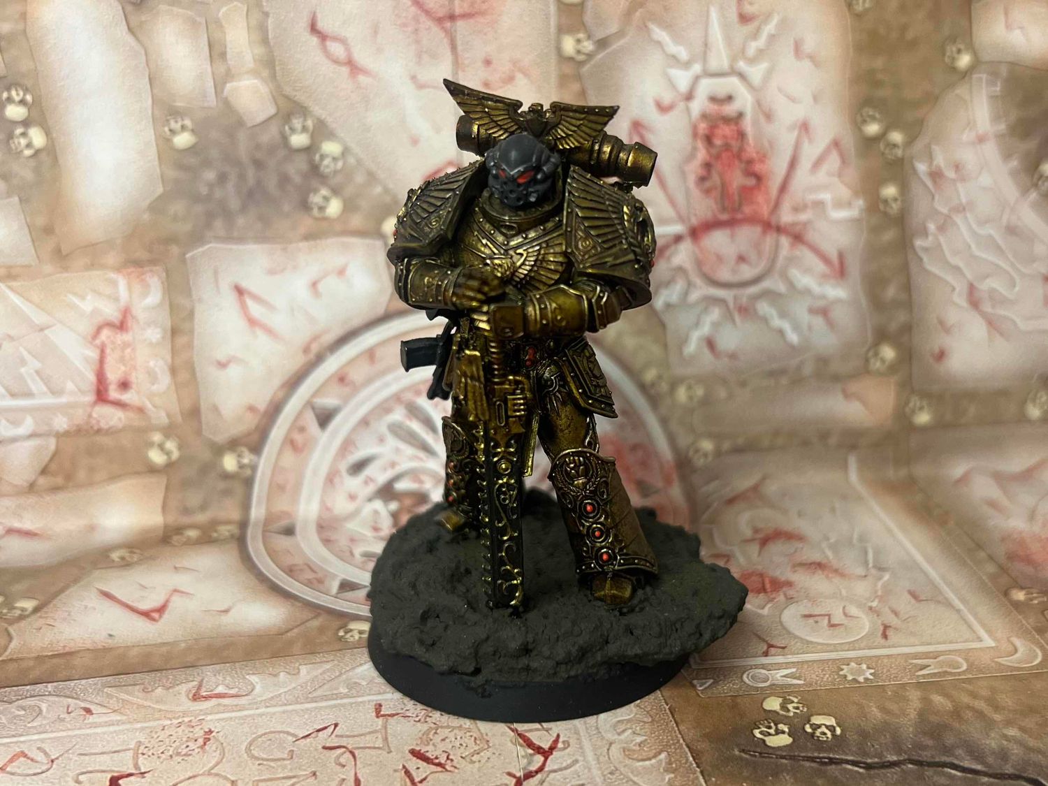 Horus Heresy: Rogal Dorn, Primarch of the Imperial Fists