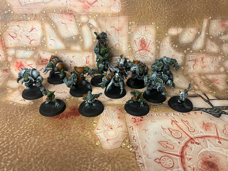 Blood Bowl: Black Orcs Team with Troll