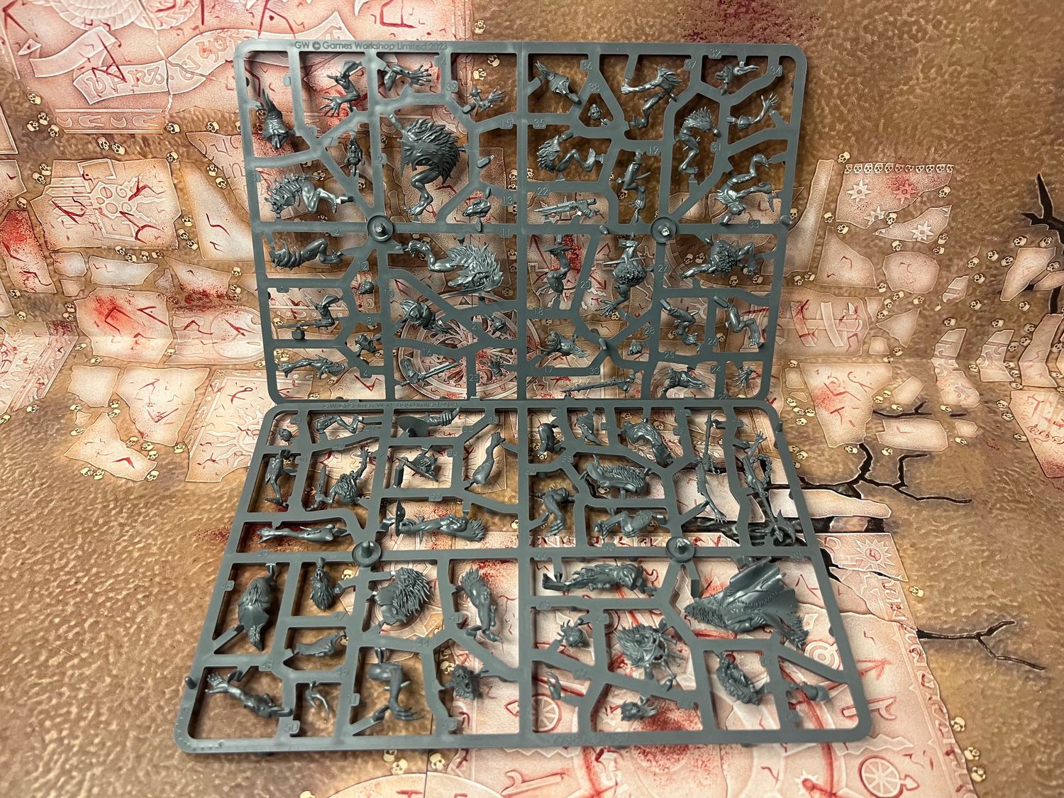 Flesh Eater Courts: Royal Beastflayers