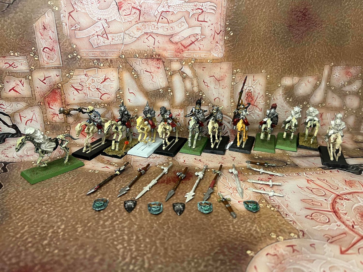 Vampire Counts: Wights on skeletal steeds (1996)