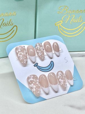 White French Tip Flower Almond