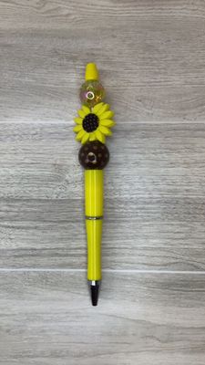 Yellow pen with Sunflower focal