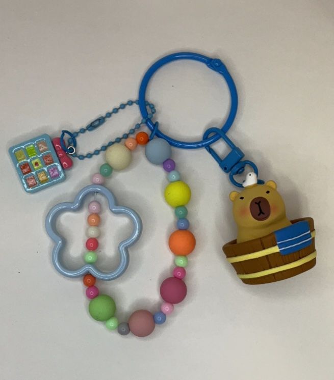 Capybara key/phone chain