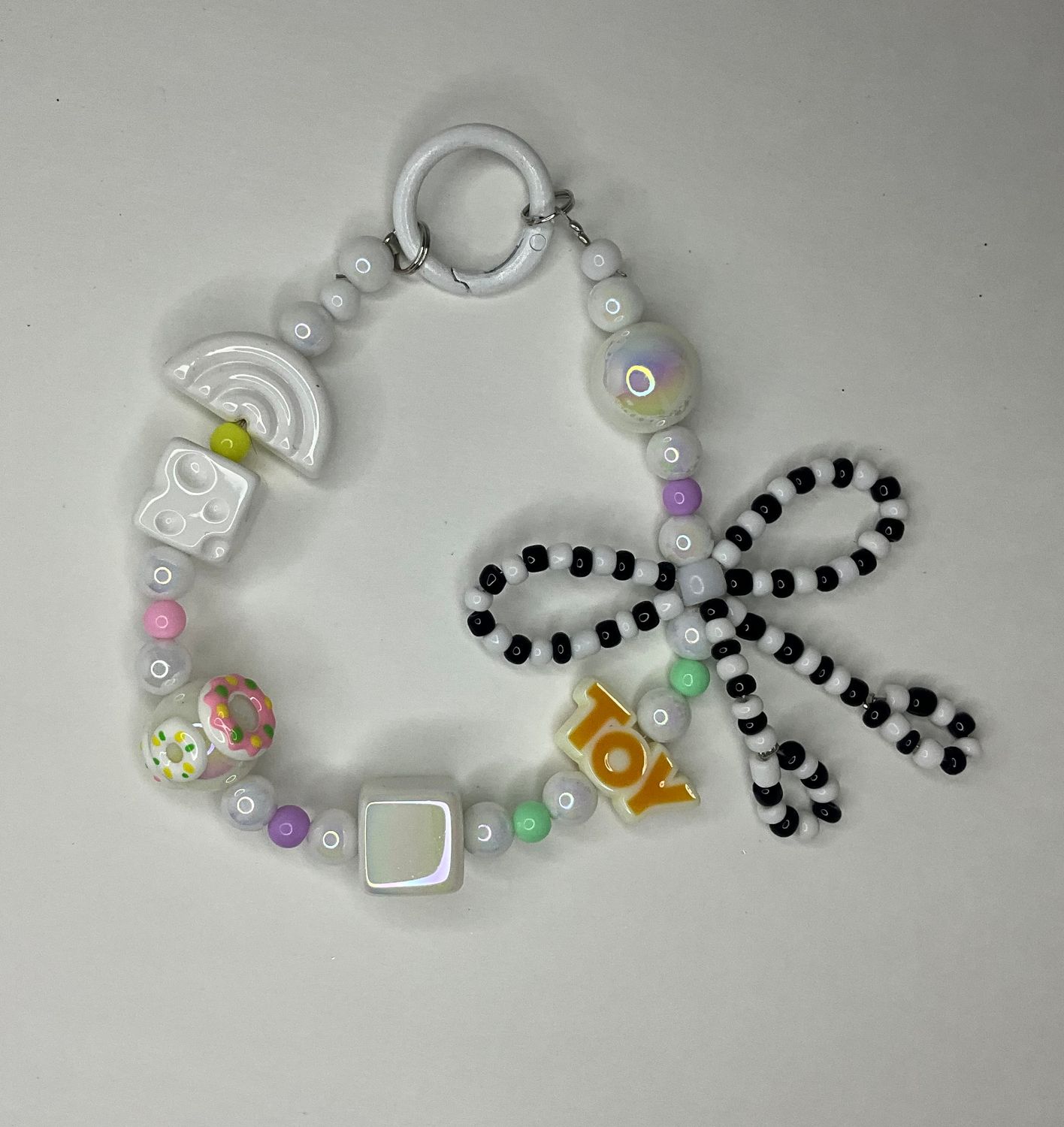 White Bead with Beaded Bow Key/Phone Chain