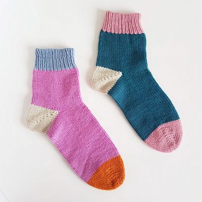 Learn to Knit Toe Up Socks Learn to Knit Toe Up Socks
