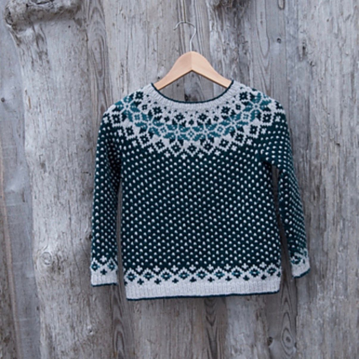 Learn Colourwork Sweater Knitting-Moraine with Darlene: 4 weeks, Date: Tues Nov 3, 10, 24 &amp; Dec 8th from 6:00 to 8:00