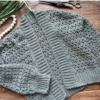 Learn how to Crochet a Cardigan with Jenn-4 weeks