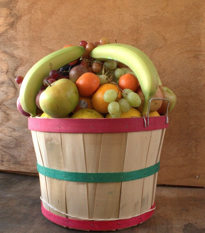 FRUIT BASKET (HALF BUSHEL)