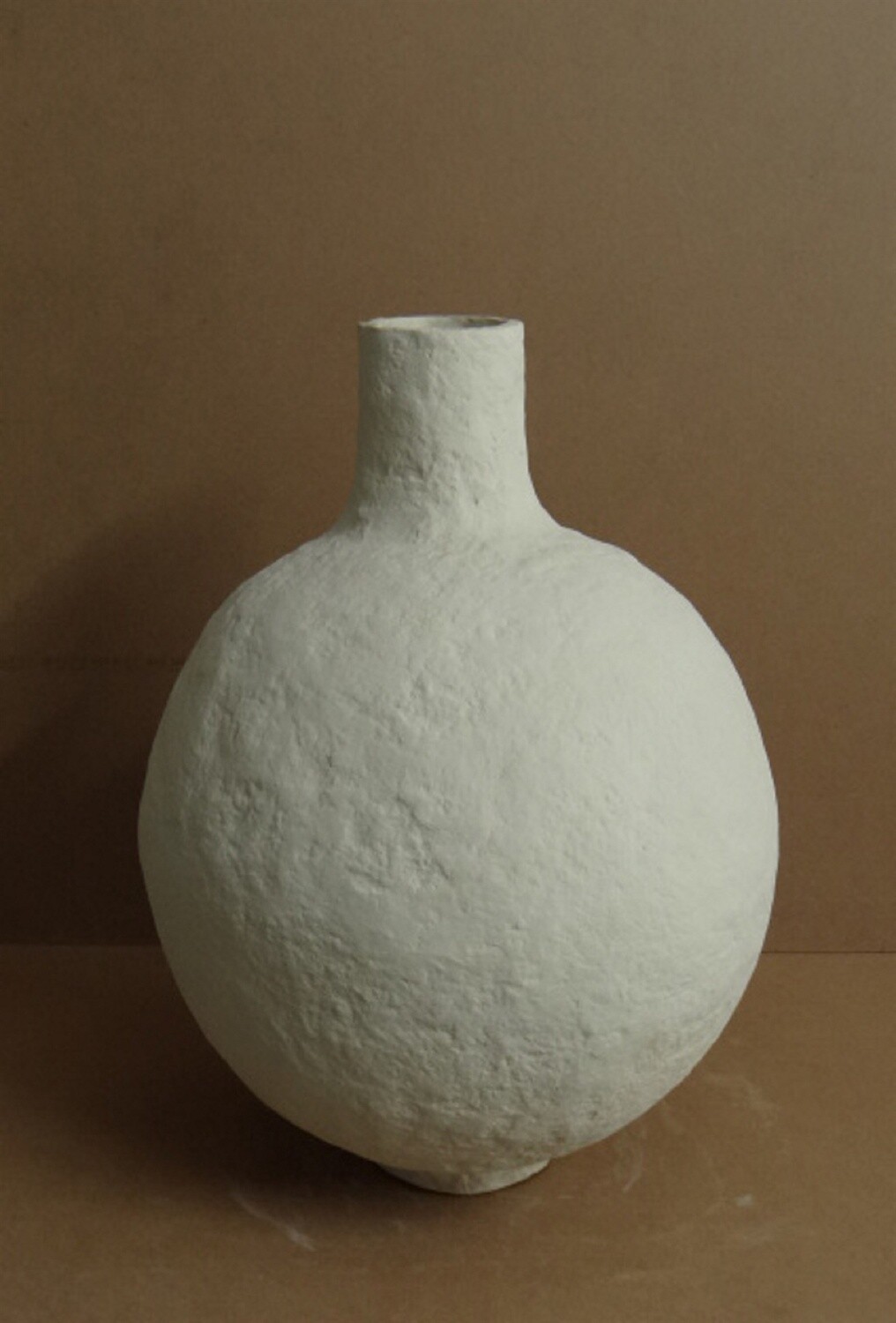 PAPER MACHE VASE, Size: Wide