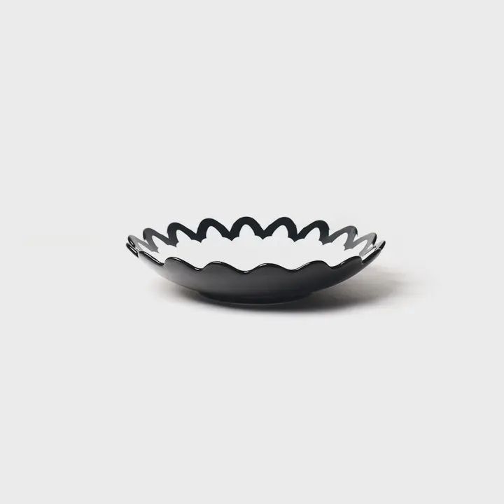 Black  Scallop 11 Pasta Bowl