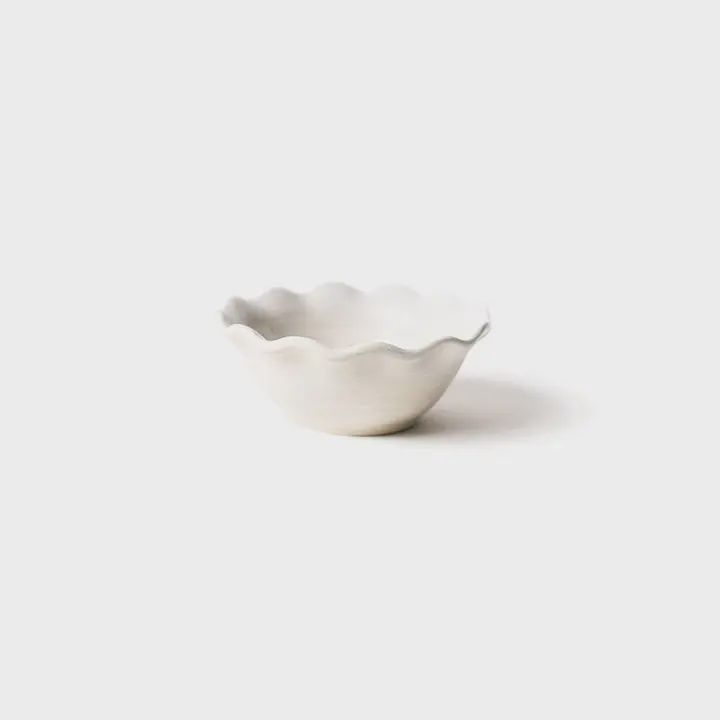 White Ruffle Dipping Bowl