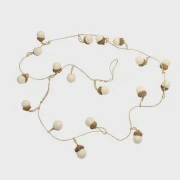 Acorn Garland