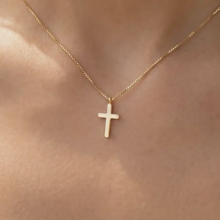 Cross Pendant Necklace