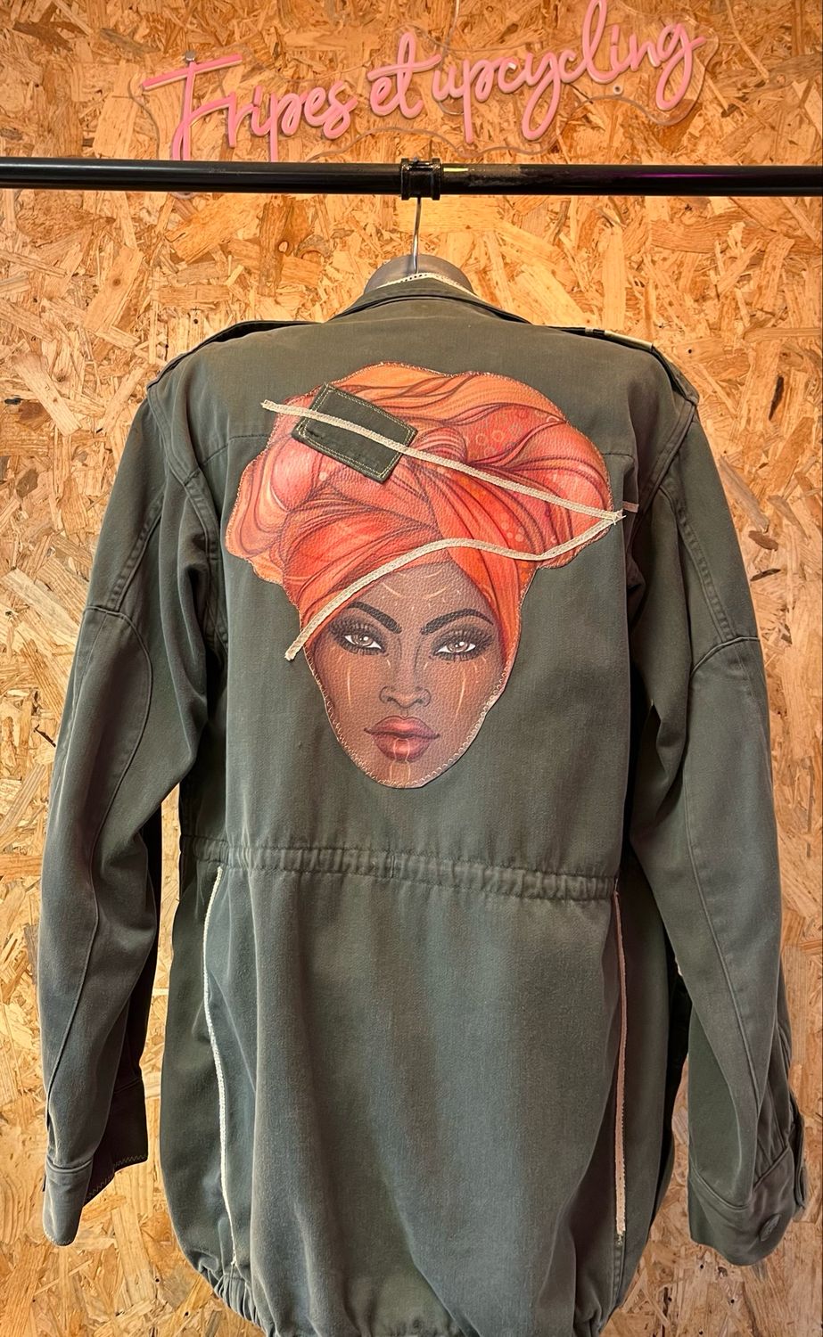 Veste kaki customisée