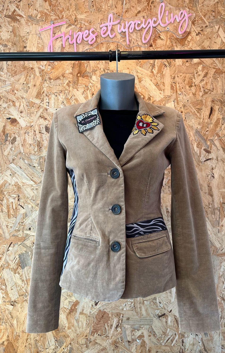 Veste velours customisée