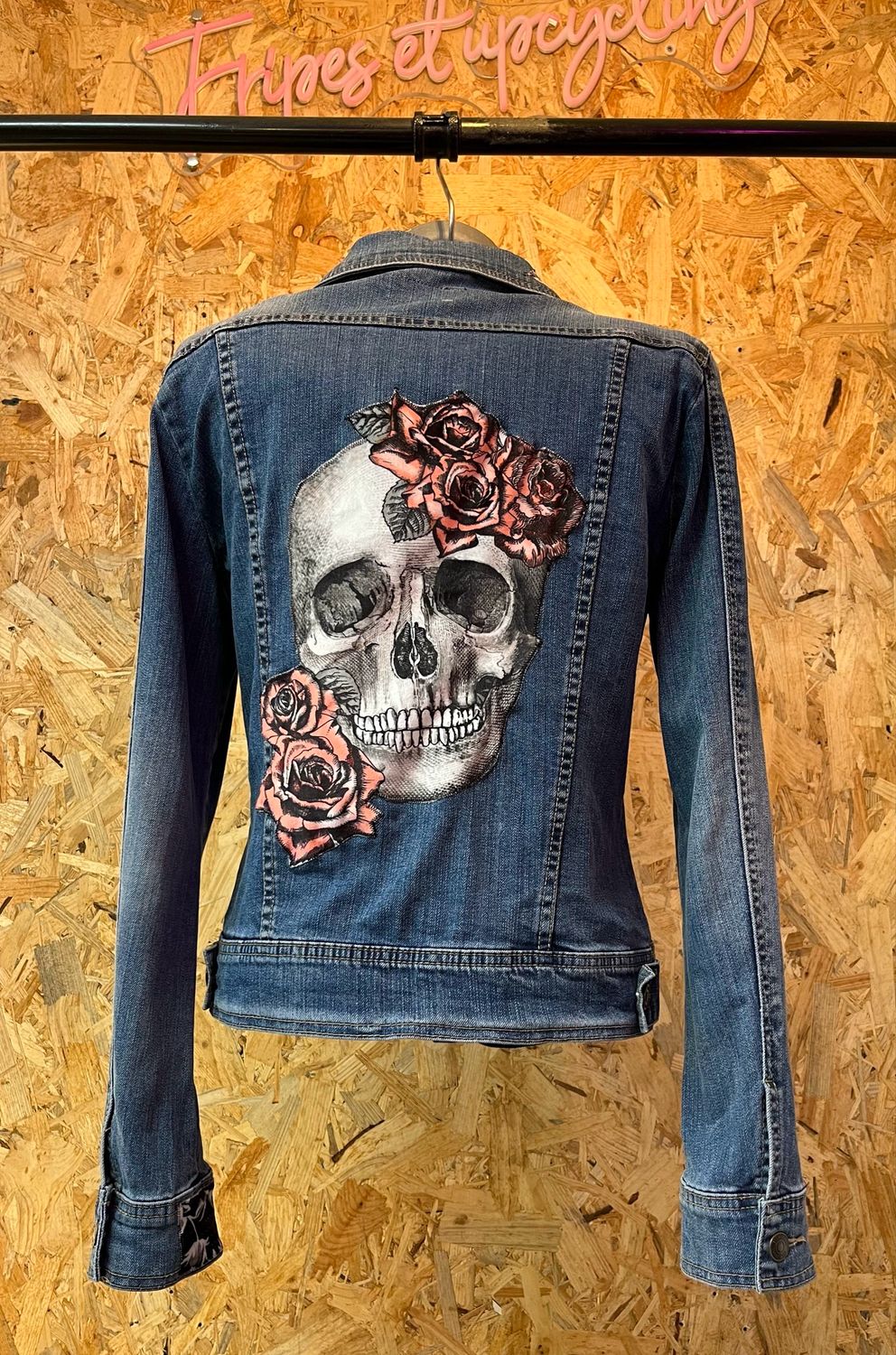 Veste en jean customisée