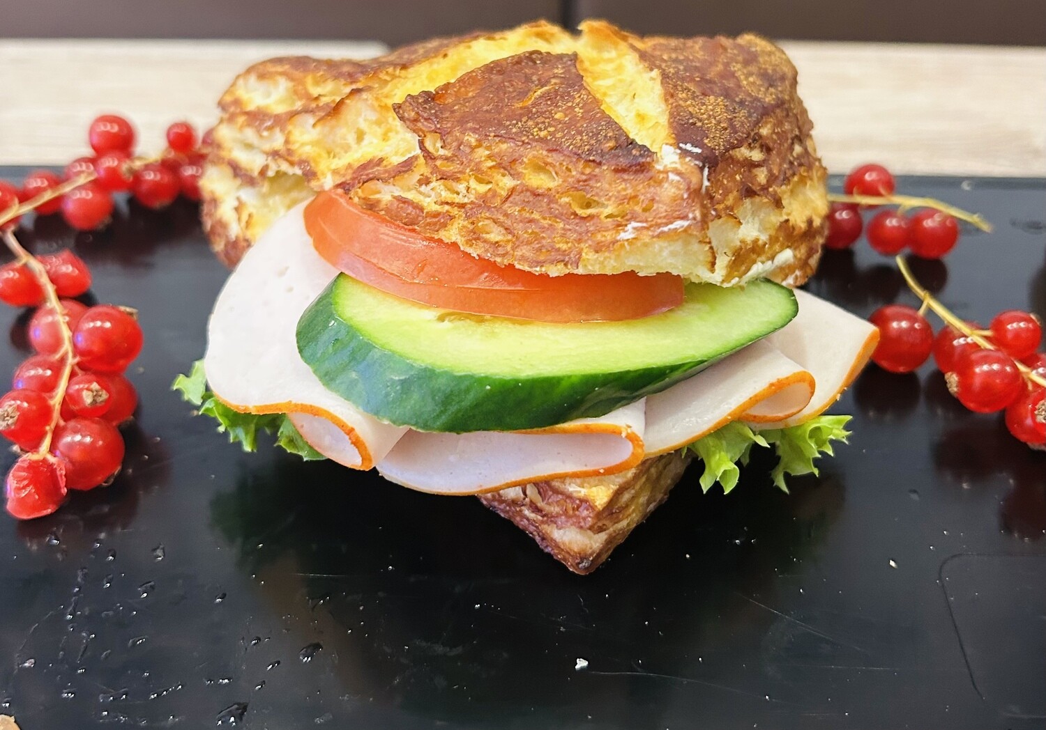 Belegte Brötchen mit Pute