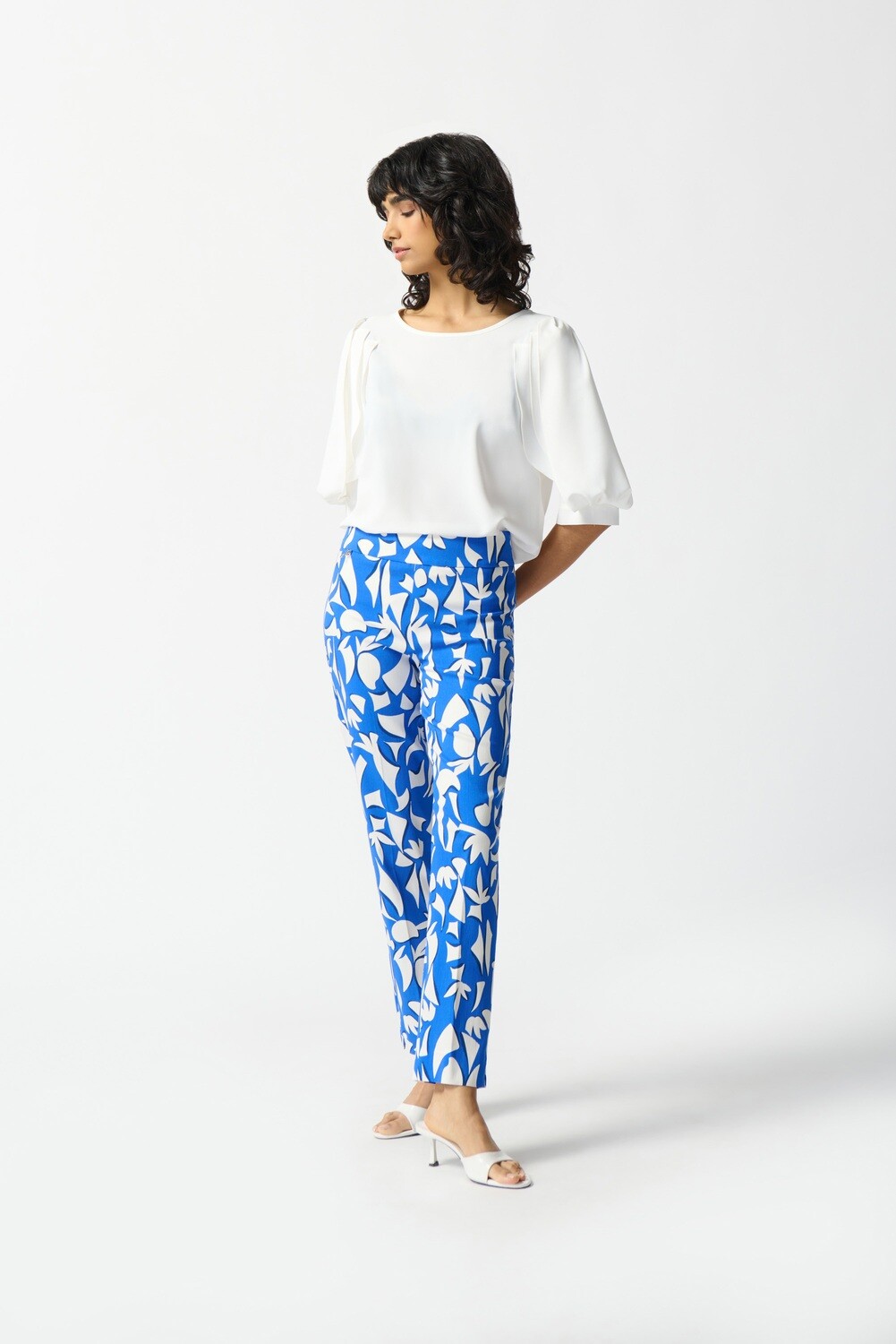 Joseph Ribkoff Millennium Abstract Print Cropped Pants