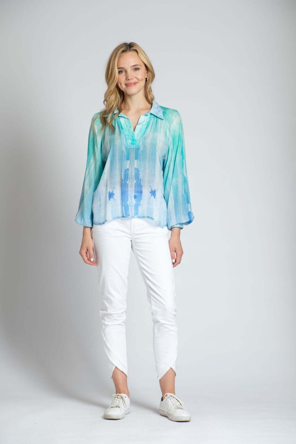 APNY Blue Gradient Print - Half-plaket Pullover Blouse