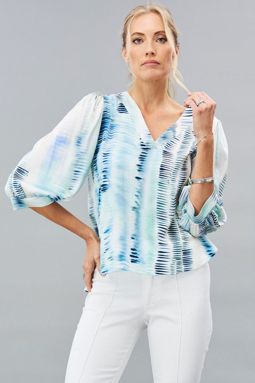 Lola &amp; Sophie Beach Waves Printed V-Neck Top