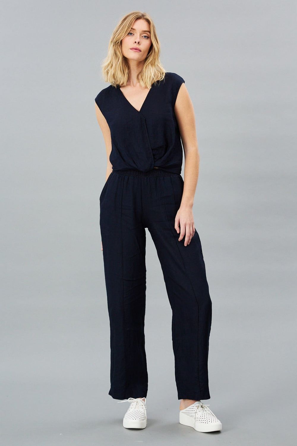 Lola &amp; Sophie Linen Straight Leg Pant