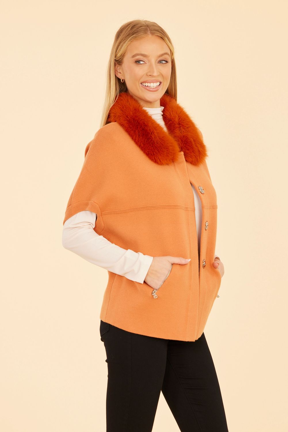 Dolce Cabo Faux Fur Collar Short Sleeved Cardigan