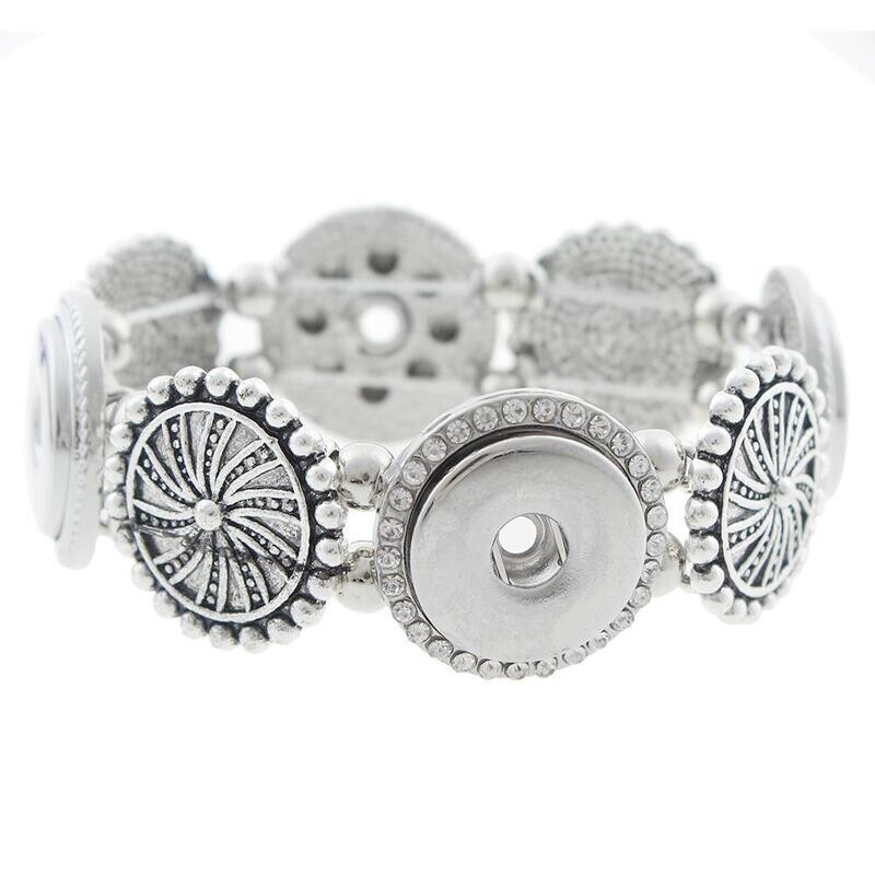 3 Snap Silver bracelet w/ 3 Snaps