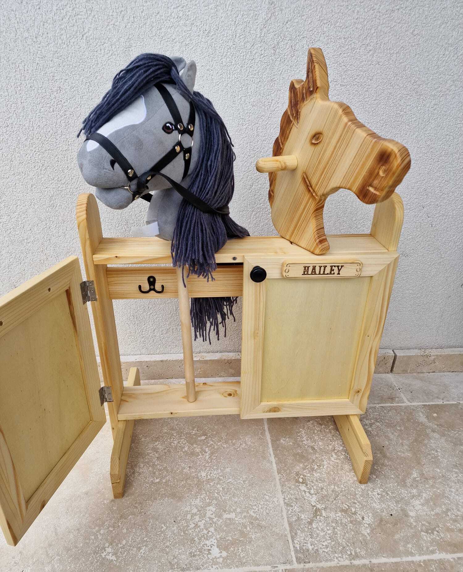 Stall für Hobby-horse