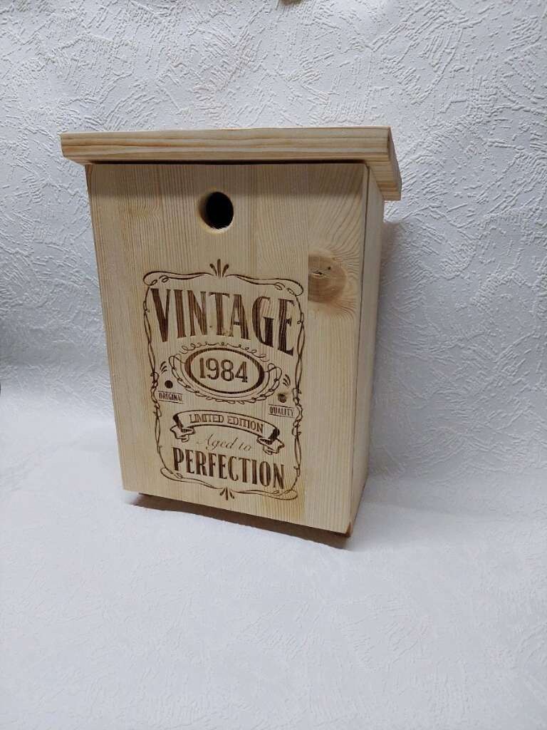Vogelhausbar (Zwitscherkasten)
