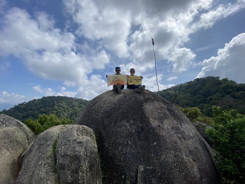 Datuk Sunrise Trek with Malacca Shopping