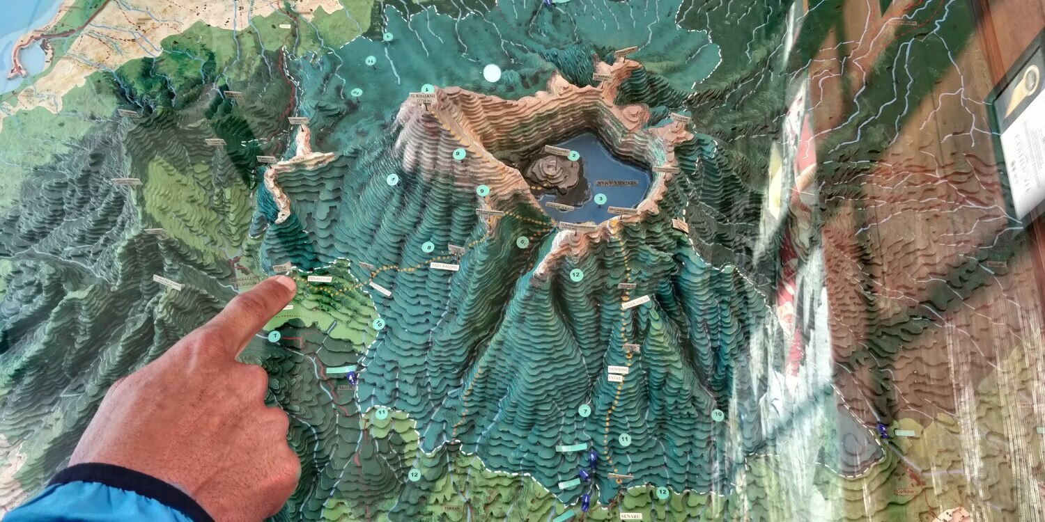 Mount Rinjani (Compact) Best Chance to Summit Mount Rinjani (Compact) Best Chance to Summit