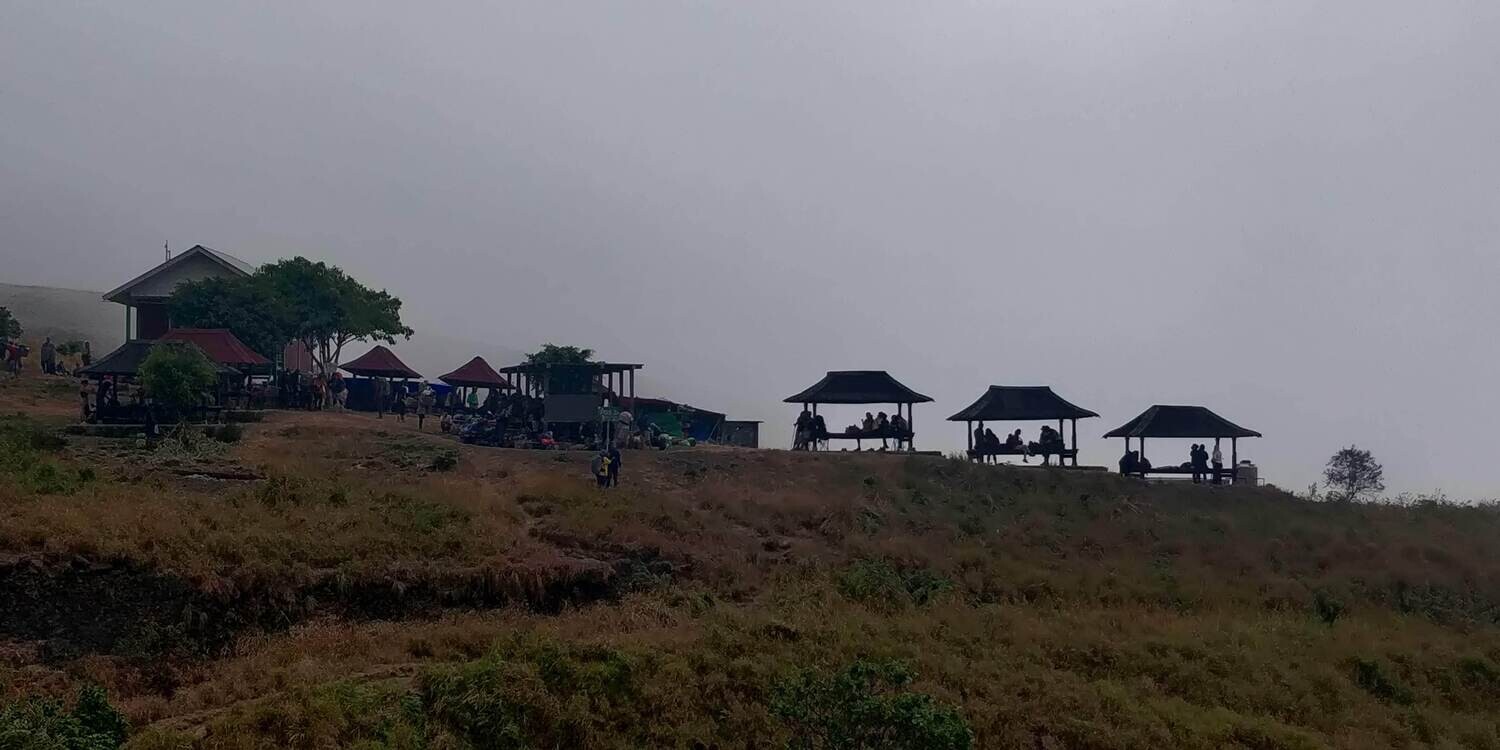 Mount Rinjani (Compact) Best Chance to Summit Mount Rinjani (Compact) Best Chance to Summit