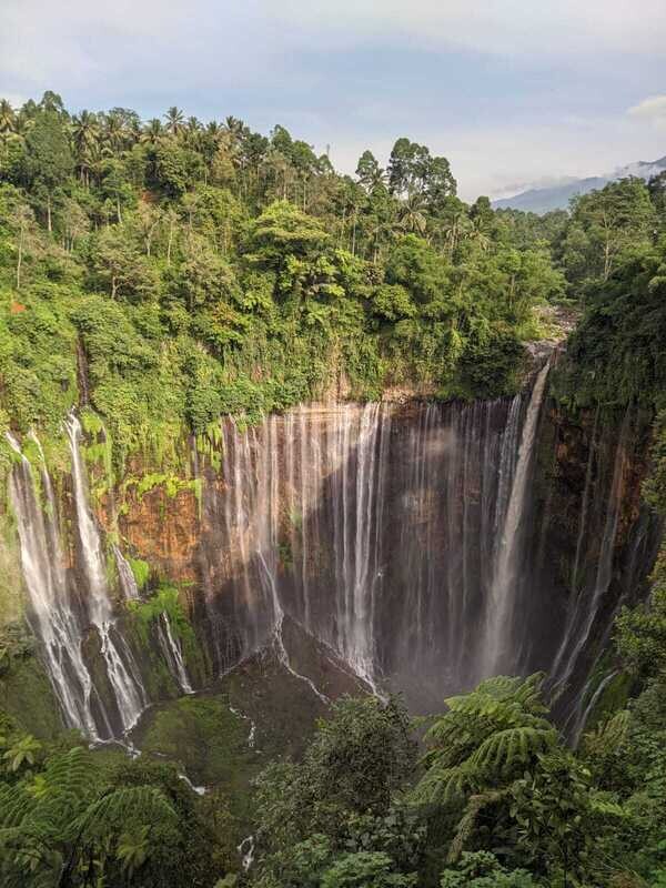 Bromo, Ijen &amp; Tumpak Sewu Adventure (Indonesia) – Volcano &amp; Waterfall Expedition
