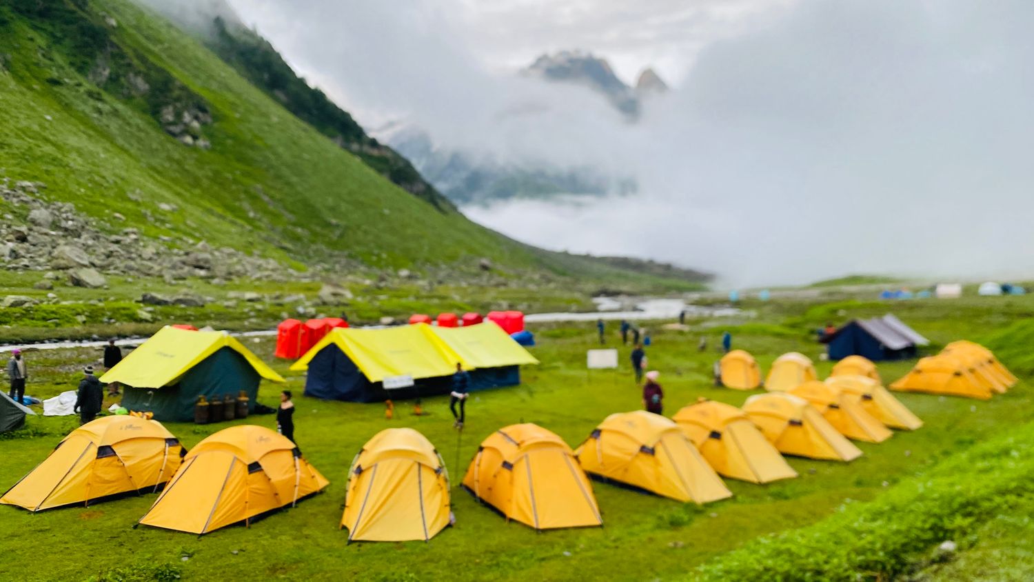 Pin Bhaba Pass Trek  2 Worlds 1 Trek