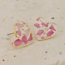 Dried Flower Heart Post Earrings