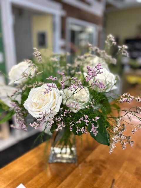 1/2 Dozen Roses