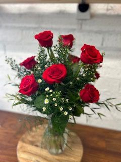Dozen Roses, Colour: Red