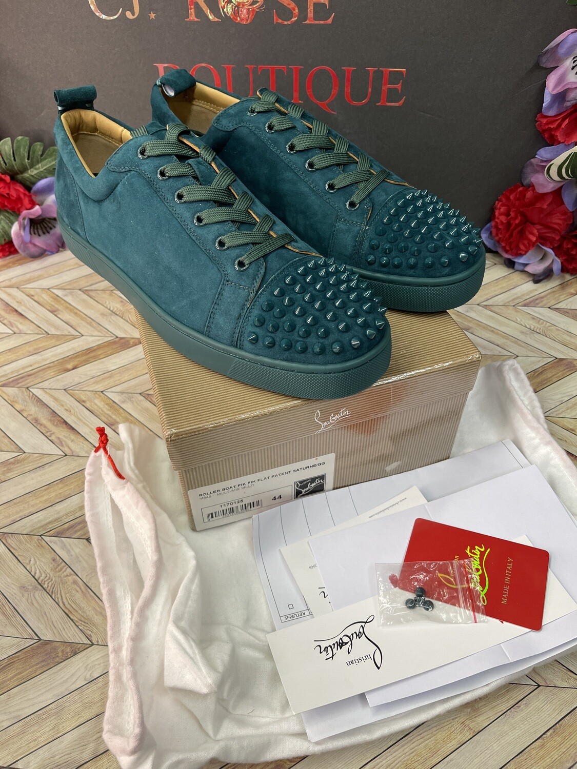 A1 quality- men size 44 turquoise suede